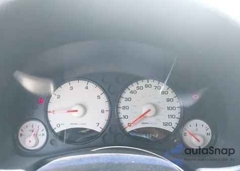 2002 Jeep Liberty Sport z USA, uszkodzony, nr VIN 1J8GL48KX2W223478